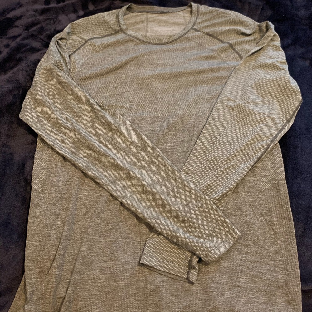 Men’s Lululemon Vent Tech Long Sleeve Shirt
